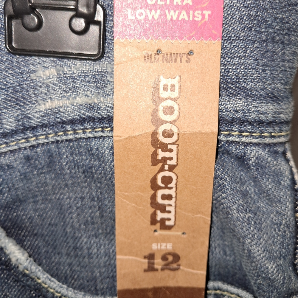 Old Navy Men's Straight Leg Denim Jeans - Picture 3 of 4